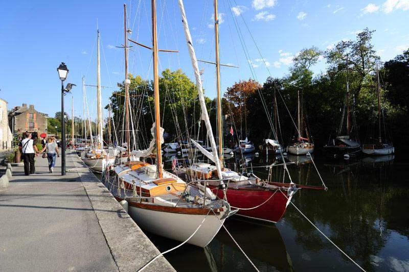 Aux Petits Bonheurs, Gites Culturel A La Roche Bernard Ferel ภายนอก รูปภาพ